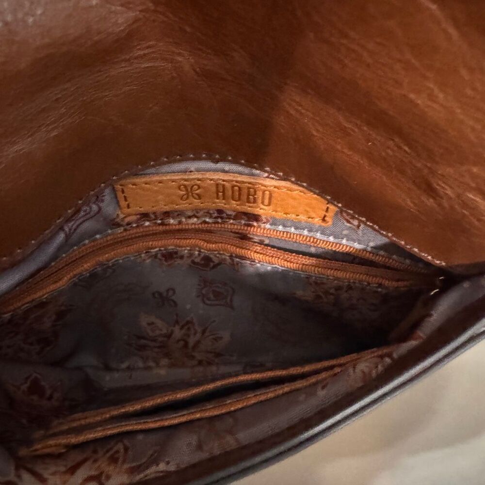 Hobo Sparrow crossbody bag brown leather - Picture 7 of 9